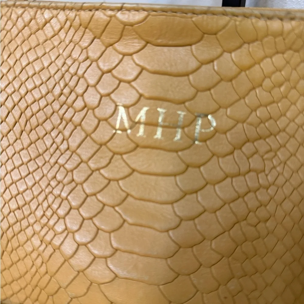 GiGi New York Mustard Textured Tote